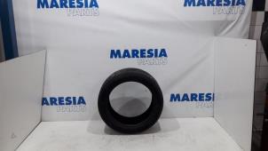 Used Tyre Citroen DS5 (KD/KF) 2.0 HDiF 160 16V Price € 40,00 Margin scheme offered by Maresia Parts