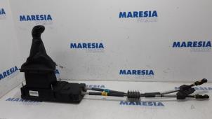 Used Gear stick Peugeot 308 (L3/L8/LB/LH/LP) 1.6 BlueHDi 100 Price € 59,00 Margin scheme offered by Maresia Parts