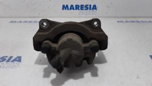 Used Front brake calliper, right Citroen DS5 (KD/KF) 2.0 HDiF 160 16V Price € 35,00 Margin scheme offered by Maresia Parts