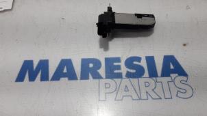 Used Airflow meter Peugeot 308 (L3/L8/LB/LH/LP) 1.6 BlueHDi 100 Price € 30,00 Margin scheme offered by Maresia Parts