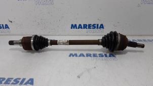 Used Front drive shaft, left Peugeot 308 (L3/L8/LB/LH/LP) 1.6 BlueHDi 100 Price € 105,00 Margin scheme offered by Maresia Parts
