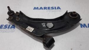 Used Front lower wishbone, right Peugeot 308 (L3/L8/LB/LH/LP) 1.6 BlueHDi 100 Price € 30,00 Margin scheme offered by Maresia Parts