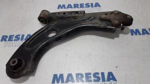 Used Front lower wishbone, left Peugeot 308 (L3/L8/LB/LH/LP) 1.6 BlueHDi 100 Price € 30,00 Margin scheme offered by Maresia Parts