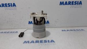 Used Electric fuel pump Peugeot 3008 I (0U/HU) 1.6 16V THP 150 Price € 35,00 Margin scheme offered by Maresia Parts