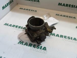 Usados Cuerpo de válvula de mariposa Alfa Romeo 145 (930A) 1.4 ie Precio € 75,00 Norma de margen ofrecido por Maresia Parts