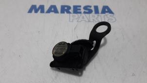 Usagé Clapet chauffage moteur Citroen DS5 (KD/KF) 2.0 HDiF 160 16V Prix € 25,00 Règlement à la marge proposé par Maresia Parts