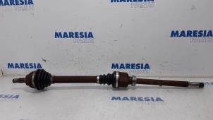 Used Front drive shaft, right Peugeot 308 CC (4B) 1.6 16V THP 155 Price € 39,90 Margin scheme offered by Maresia Parts