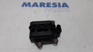 Used Ignition coil Renault Twingo II (CN) 1.2 16V Quickshift 5 Price € 20,00 Margin scheme offered by Maresia Parts