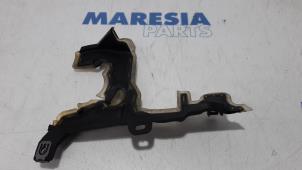 Used Timing cover Peugeot 508 (8D) 2.0 Hybrid4 16V Price € 15,00 Margin scheme offered by Maresia Parts