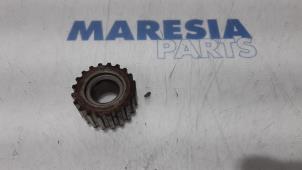 Used Crankshaft sprocket Renault Clio II Societe (SB) 1.5 dCi 65 Price € 20,00 Margin scheme offered by Maresia Parts