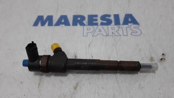 Gebrauchte Einspritzdüse (Diesel) Lancia Delta (844) 1.6 D Multijet 16V 120 Preis € 105,00 Margenregelung angeboten von Maresia Parts