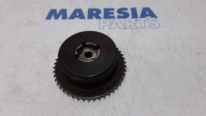 Begagnade Kamaxeldrev Alfa Romeo Brera (939) 2.2 JTS 16V Pris € 85,00 Marginaltabell erbjuds av Maresia Parts