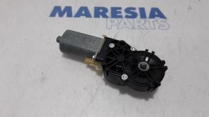 Usados Motor de capota Peugeot 308 CC (4B) 1.6 16V THP 155 Precio € 50,00 Norma de margen ofrecido por Maresia Parts