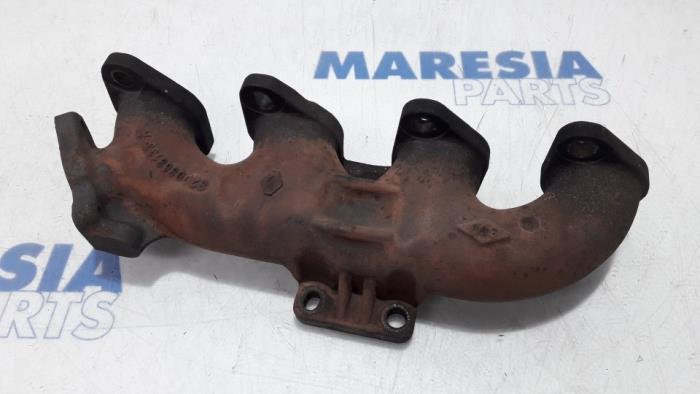 Gebrauchte Abgaskrümmer Renault Master III (MA/MB/MC/MD/MH/MF/MG/MH) 2.3 dCi 16V Preis € 60,50 Mit Mehrwertsteuer angeboten von Maresia Parts