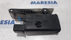 Used Carbon filter Peugeot 308 CC (4B) 1.6 16V THP 155 Price € 35,00 Margin scheme offered by Maresia Parts