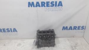 Used Engine crankcase Opel Combo 1.3 CDTI 16V Price € 317,63 Inclusive VAT offered by Maresia Parts