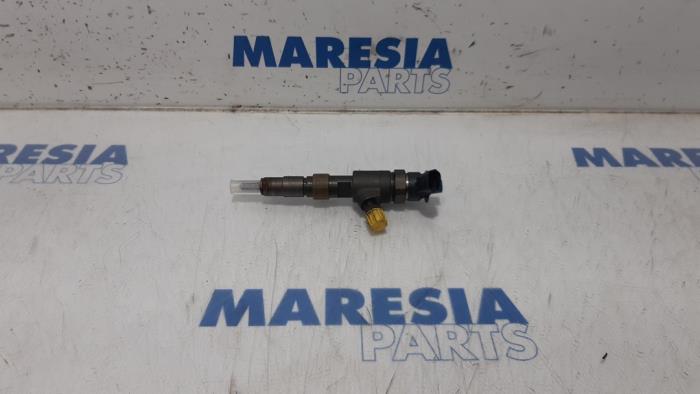 Usagé Injecteurs Citroen C4 Picasso (3D/3E) 1.6 BlueHDI 120 Prix € 50,00 Règlement à la marge proposé par Maresia Parts