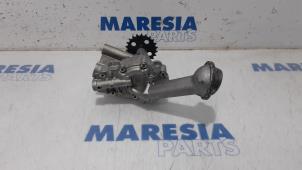 Used Oil pump Renault Clio IV Estate/Grandtour (7R) 1.5 Energy dCi 90 FAP Price € 50,00 Margin scheme offered by Maresia Parts