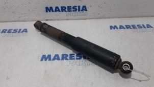 Used Rear shock absorber, left Peugeot Boxer (U9) 2.0 BlueHDi 130 Price € 48,40 Inclusive VAT offered by Maresia Parts