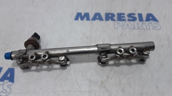 Usagé Système d'injection Renault Scénic III (JZ) 1.2 16V TCe 130 Prix € 35,00 Règlement à la marge proposé par Maresia Parts