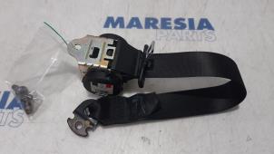 Used Rear seatbelt, left Fiat Grande Punto (199) 1.4 Price € 30,00 Margin scheme offered by Maresia Parts