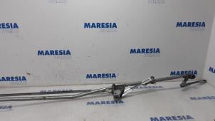 Used Wiper mechanism Citroen C4 Berline (NC) 1.4 16V VTi Price € 35,00 Margin scheme offered by Maresia Parts