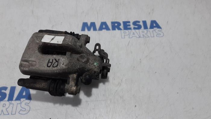 Gebrauchte Bremszange rechts hinten Citroen C4 Berline (NC) 1.4 16V VTi Preis € 19,90 Margenregelung angeboten von Maresia Parts