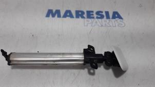 Used Headlight washer Peugeot 308 (4A/C) 1.6 16V THP 155 Price € 40,00 Margin scheme offered by Maresia Parts