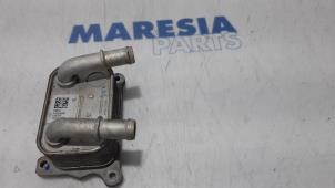 Używane Chlodnica oleju Renault Clio IV (5R) 0.9 Energy TCE 90 12V Cena € 30,00 Procedura marży oferowane przez Maresia Parts