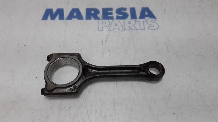 Usagé Bielle Citroen C5 III Berline (RD) 1.6 16V THP 155 Prix € 50,00 Règlement à la marge proposé par Maresia Parts