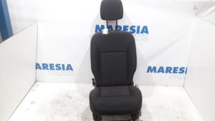 Used Seat, right Renault Kangoo Express (FW) 1.5 dCi 85 Price € 190,58 Inclusive VAT offered by Maresia Parts