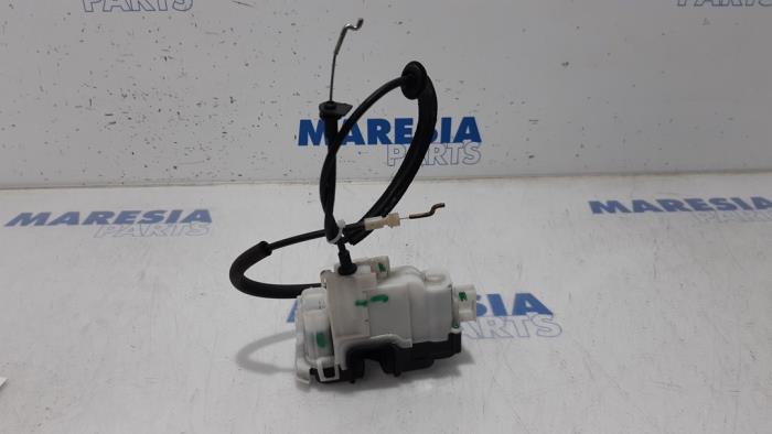 Rear door lock mechanism 4-door, left Alfa Romeo 159 Sportwagon 1.9 JTS ...