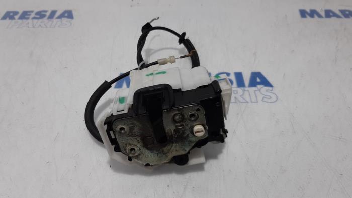 Rear door lock mechanism 4-door, left Alfa Romeo 159 Sportwagon 1.9 JTS ...