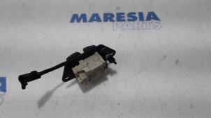 Used Tailgate lock mechanism Fiat Panda (169) 1.2 Fire Price € 35,00 Margin scheme offered by Maresia Parts