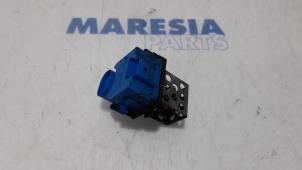 Used Cooling fan resistor Peugeot 5008 I (0A/0E) 1.6 VTI 16V Price € 20,00 Margin scheme offered by Maresia Parts