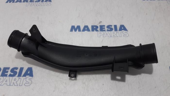 Gebrauchte Intercooler Rohr Peugeot 308 CC (4B) 1.6 16V THP 155 Preis € 20,00 Margenregelung angeboten von Maresia Parts
