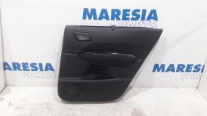 Used Front door trim 4-door, right Peugeot 5008 I (0A/0E) 1.6 VTI 16V Price € 75,00 Margin scheme offered by Maresia Parts