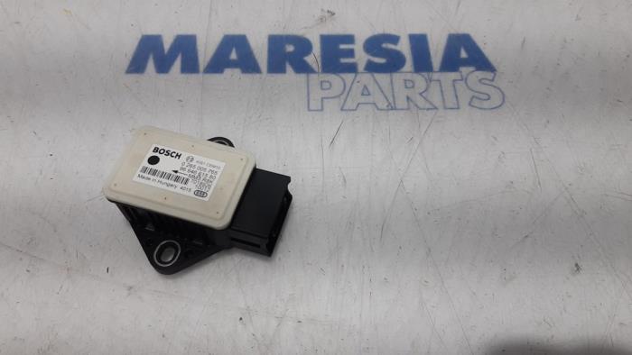 Usagé Ordinateur ESP Peugeot 5008 I (0A/0E) 1.6 VTI 16V Prix € 30,00 Règlement à la marge proposé par Maresia Parts