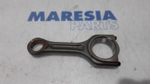 Used Connecting rod Citroen C4 Aircross (BU) 1.6 HDi 16V 115 Price € 50,00 Margin scheme offered by Maresia Parts