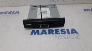 Used CD changer Peugeot 208 I (CA/CC/CK/CL) 1.2 Vti 12V PureTech 82 Price € 126,00 Margin scheme offered by Maresia Parts