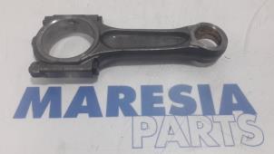 Used Connecting rod Peugeot Expert (G9) 2.0 HDi 140 16V Price € 60,50 Inclusive VAT offered by Maresia Parts