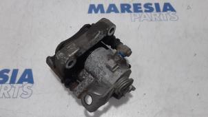 Used Rear brake calliper, right Peugeot 208 I (CA/CC/CK/CL) 1.2 12V e-THP PureTech 110 Price € 19,90 Margin scheme offered by Maresia Parts