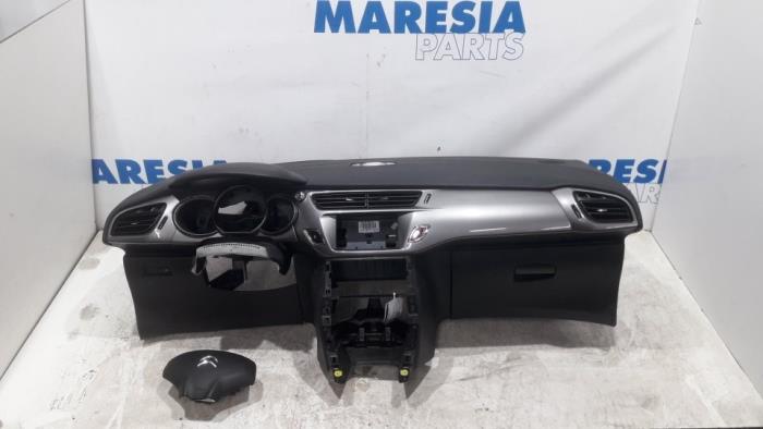 Airbag set from a Citroën C3 (SC) 1.6 HDi 92 2011