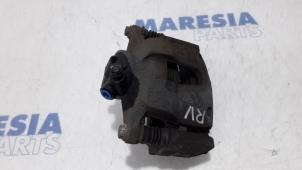 Usagé Etrier de frein avant droit Fiat 500 (312) 1.2 69 Prix € 50,00 Règlement à la marge proposé par Maresia Parts