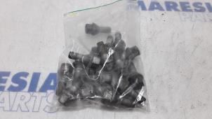 Used Set of wheel bolts Fiat 500 (312) 1.2 69 Price € 25,00 Margin scheme offered by Maresia Parts