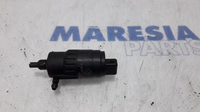 Begagnade Pump, vindrutespolare Fiat 500 (312) 1.2 Pris € 19,00 Marginaltabell erbjuds av Maresia Parts