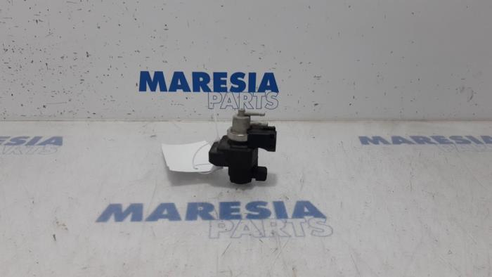 Usagé Régulateur pression turbo Renault Megane II (BM/CM) 1.9 dCi 120 Prix € 25,00 Règlement à la marge proposé par Maresia Parts