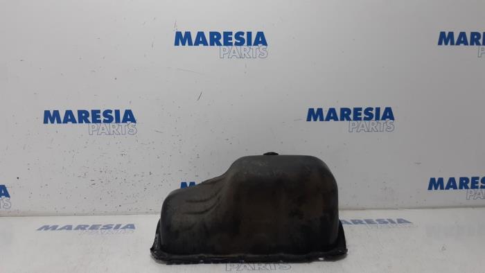 Usagé Couvercle carter Fiat 500 (312) 1.2 Prix € 34,99 Règlement à la marge proposé par Maresia Parts