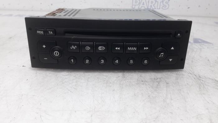 Escrutinio Distinción Hierbas Radio CD player Peugeot 206 1.4 XR,XS,XT,Gentry - 96488013XT VDO