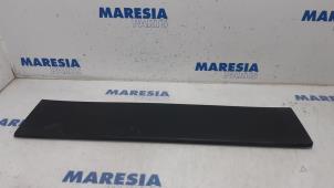 Gebrauchte Zierleiste Citroen Jumper (U9) 2.0 BlueHDi 160 Preis € 48,40 Mit Mehrwertsteuer angeboten von Maresia Parts